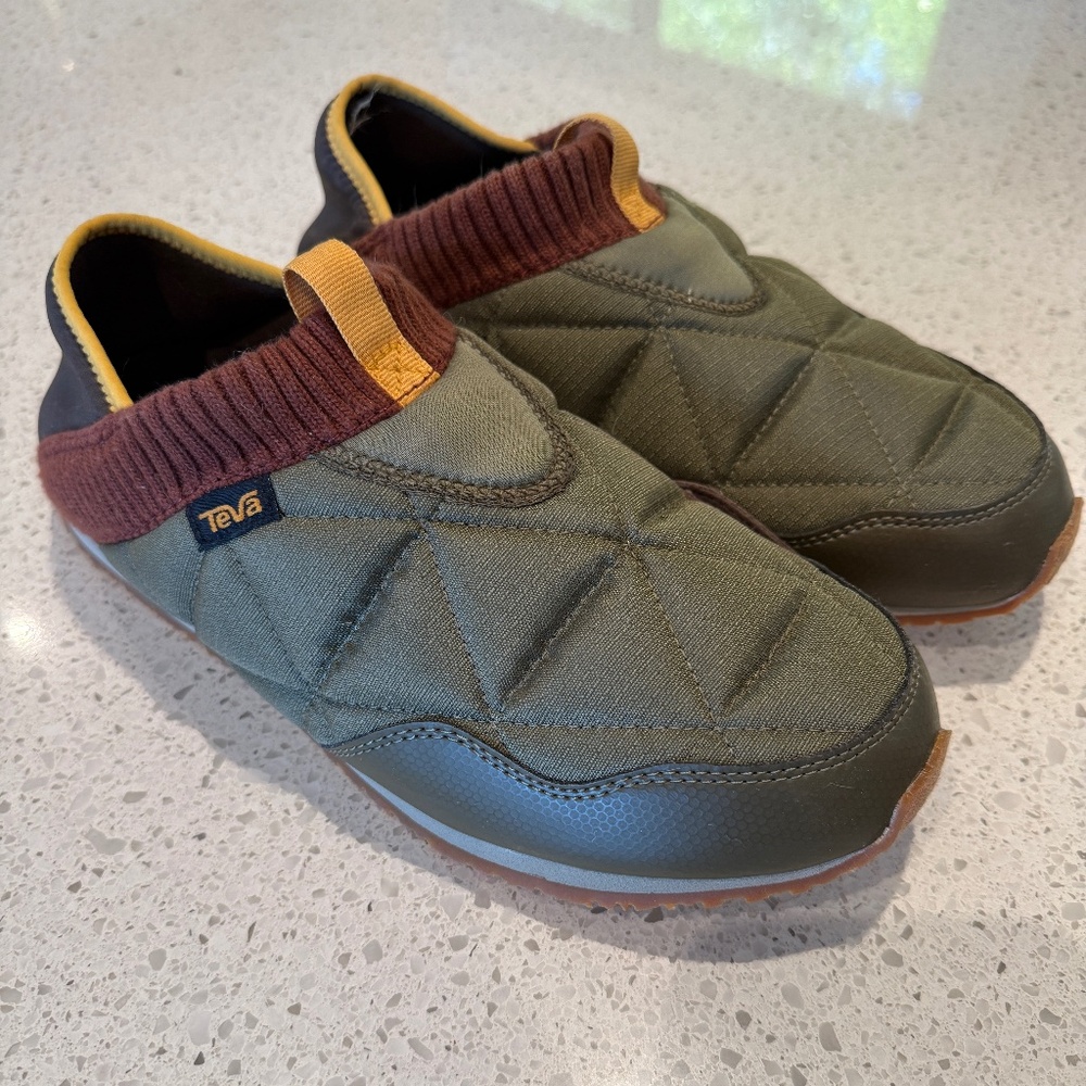 Teva ReEmber Slip-on Shoes Size 10